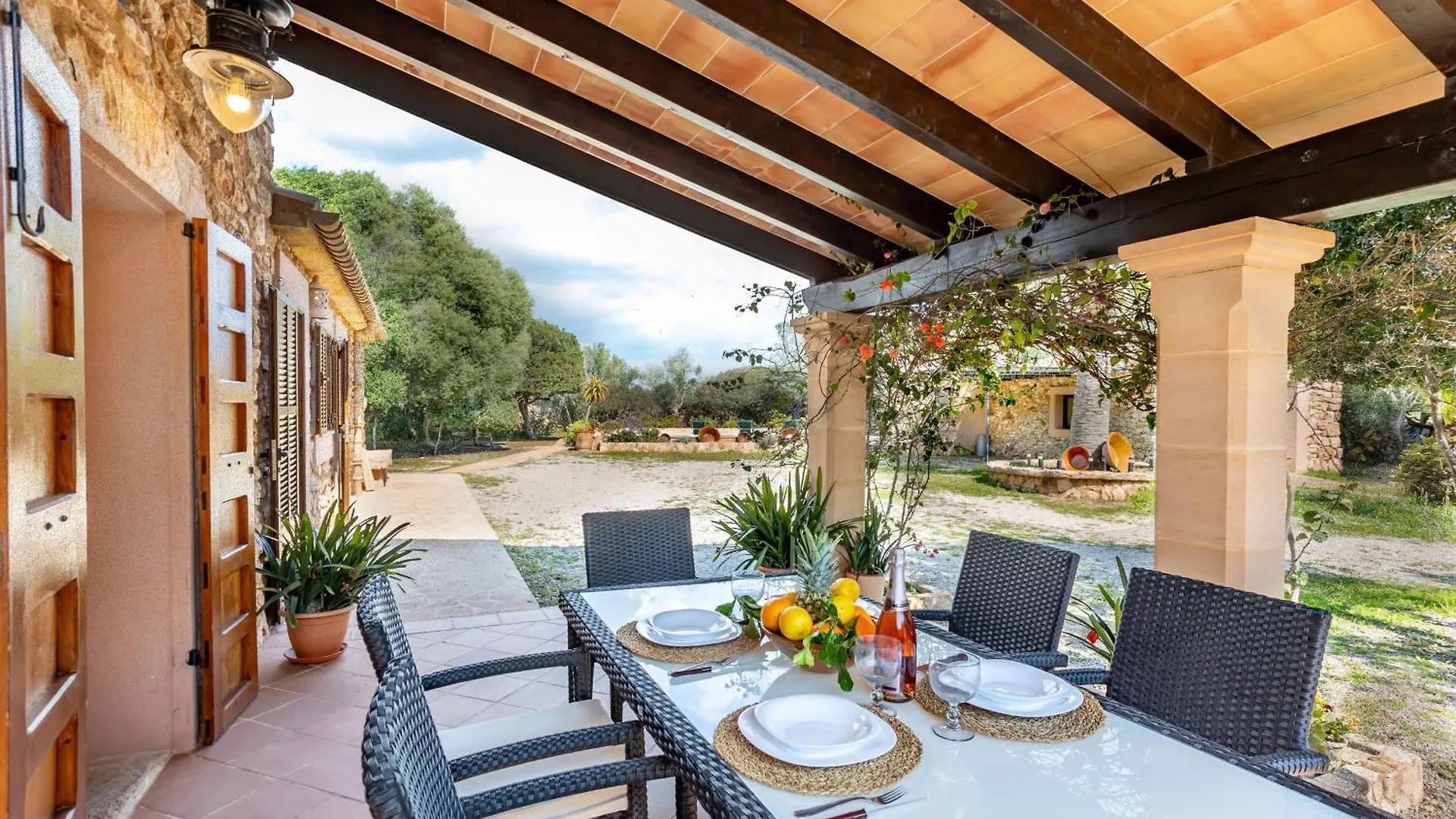 Casa de Campo Sa Bassa Llova By Dracmallorca Santanyi